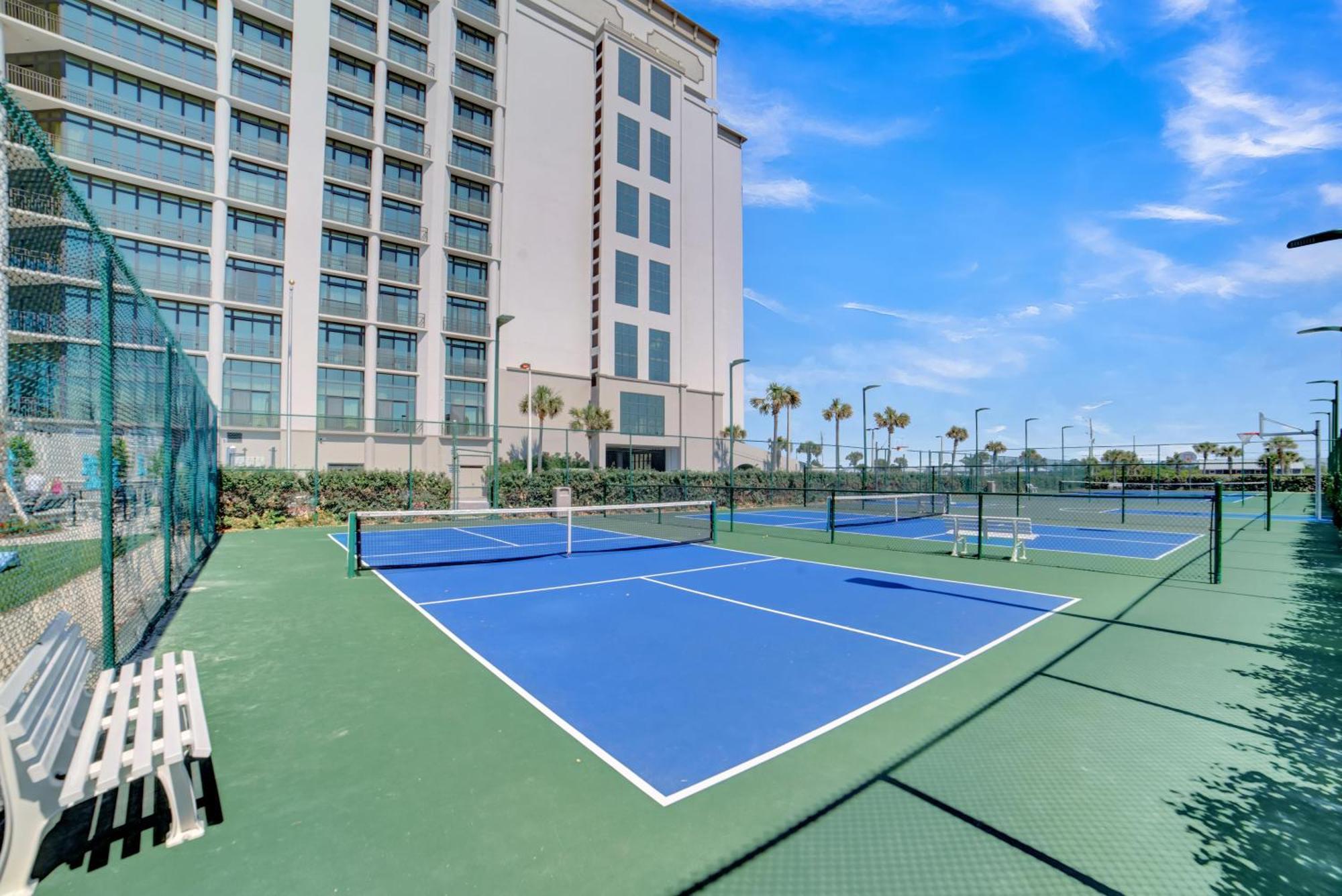 The Oasis At Orange 2014 By Liquid Life Apartment
